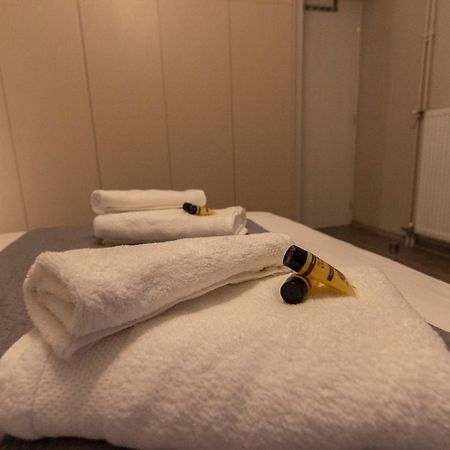 Luxury Apartment 10' From The Center! Atina Dış mekan fotoğraf